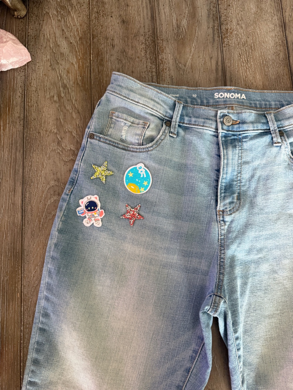 SONOMA Light Blue Women’s Boyfriend Jeans with Playful Patches - Picture 3 of 10